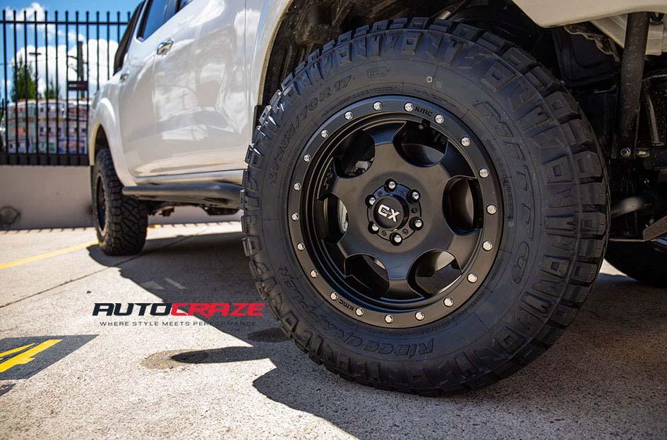 NISSAN NAVARA RG1 SATIN BLACK